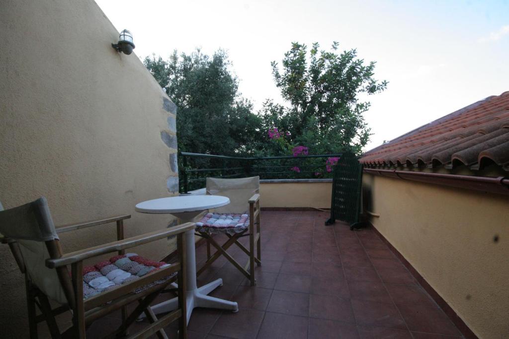 Agathes Traditional Houses Kastellos Room photo